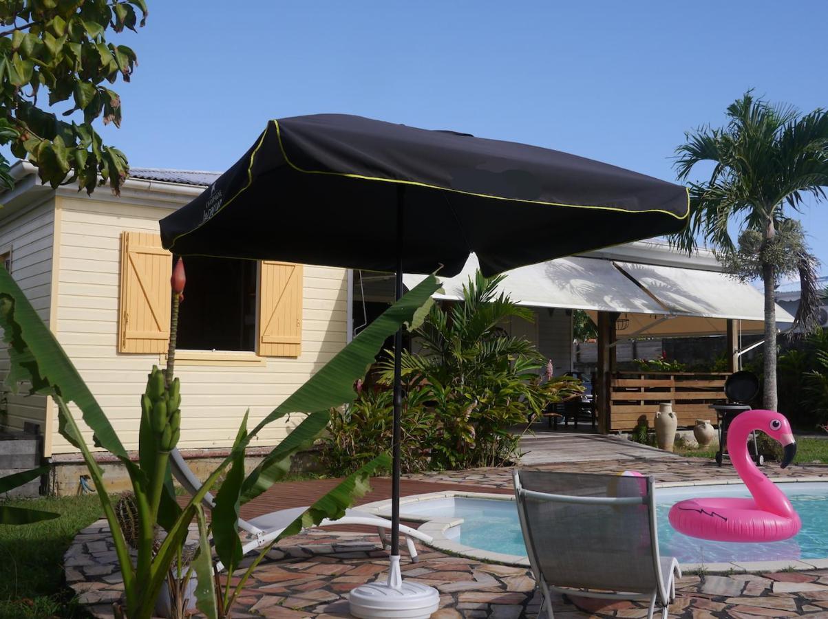 Charmante Villa Creole Climatisee, Jardin Tropical Et Piscine Prives Lamentin Buitenkant foto