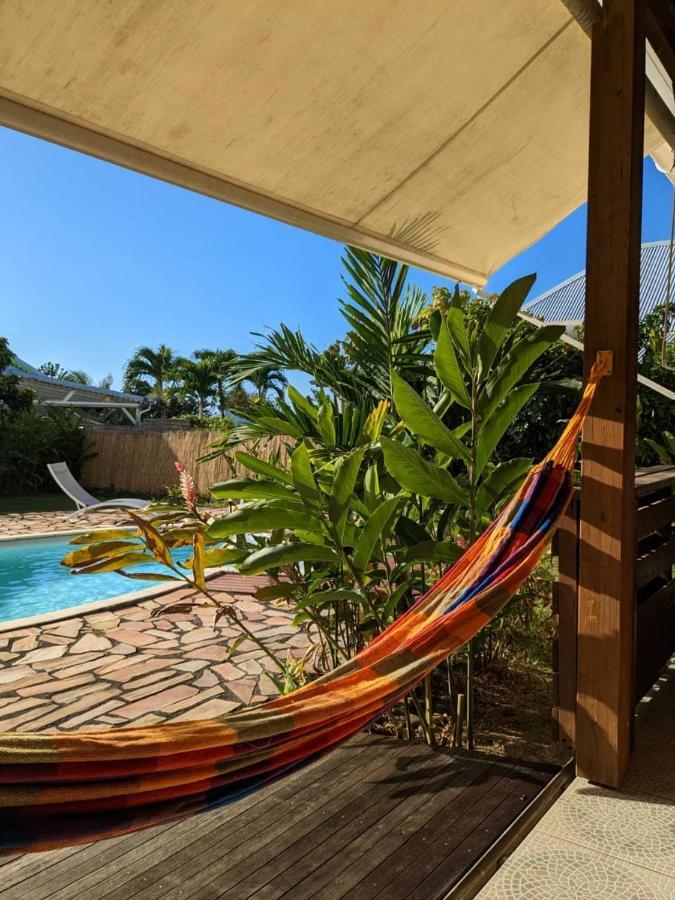 Charmante Villa Creole Climatisee, Jardin Tropical Et Piscine Prives Lamentin Buitenkant foto