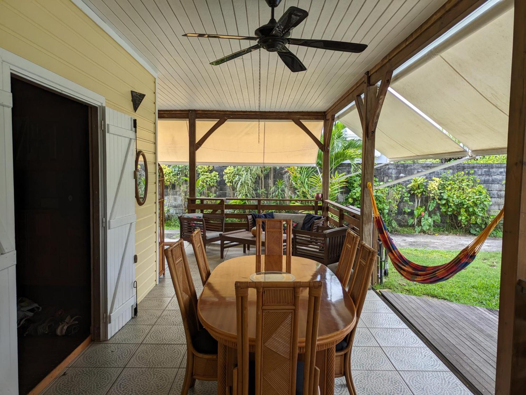 Charmante Villa Creole Climatisee, Jardin Tropical Et Piscine Prives Lamentin Buitenkant foto